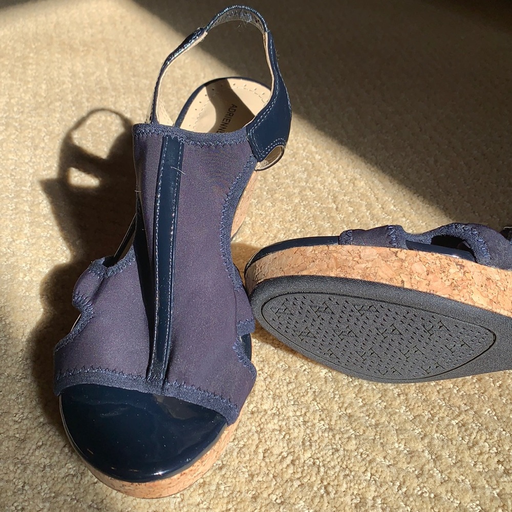 Adrienne Vittadini wedge